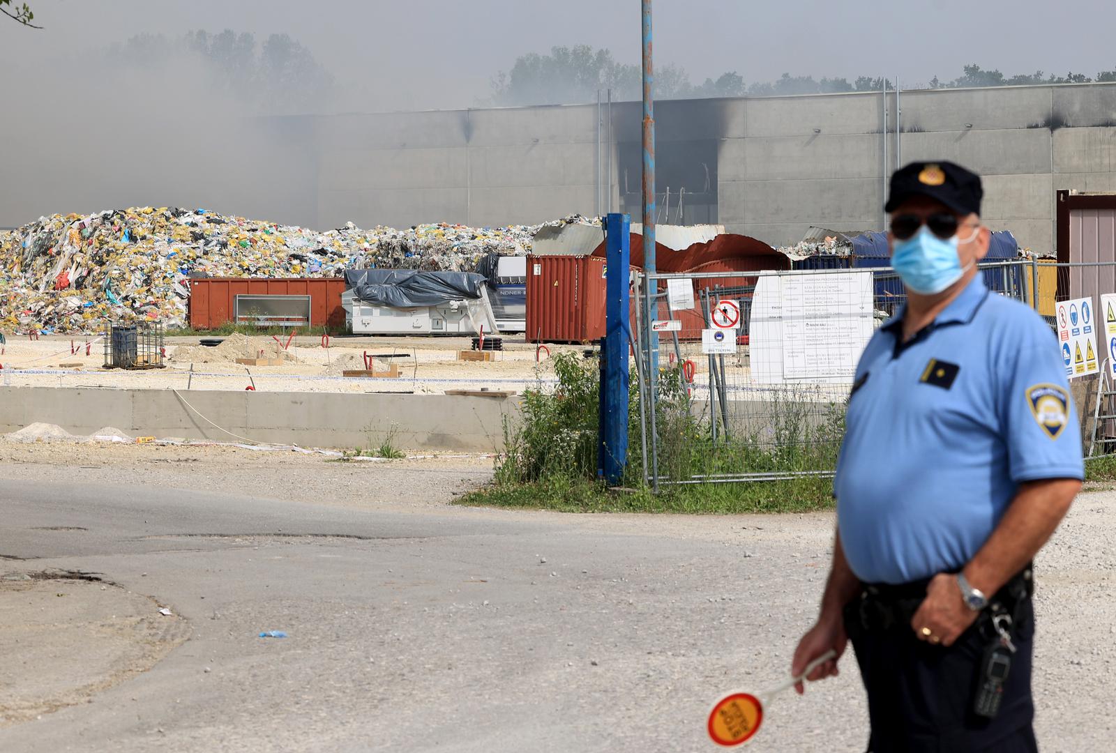 20.06.2024., Zapresic - Zgariste tvrtke Eko Flor u Industrijskoj ulici gdje je tijekom jucerasnjeg dana izbio veliki pozar.  Photo: Marko Prpic/PIXSELL