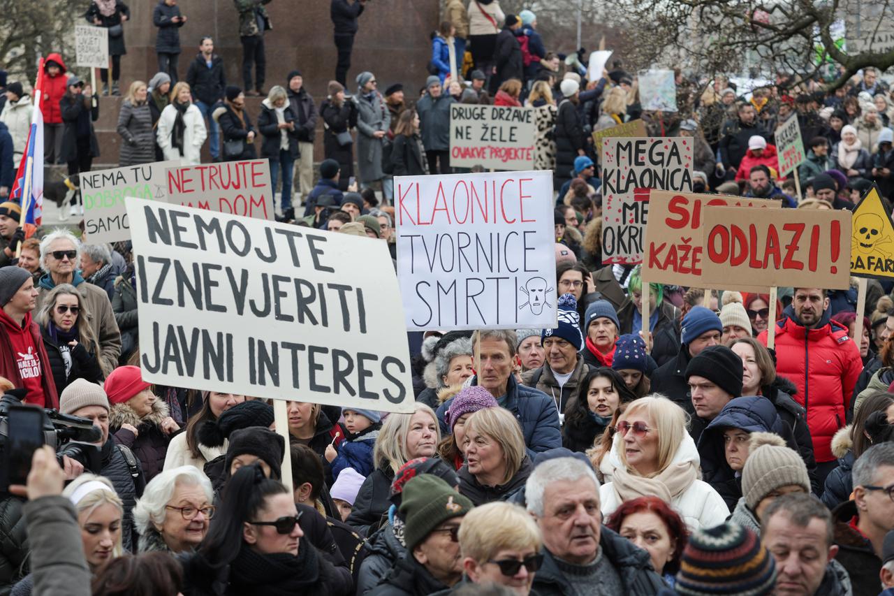Zagreb: Prosvjed protiv kompleksa industrijskih megafarmi i klaonica peradi u Sisačko-moslavačkoj županiji