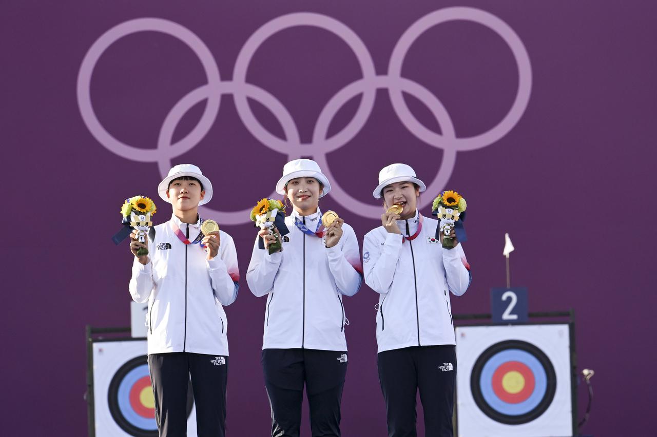 Archery - Women's Team - Medal Ceremony