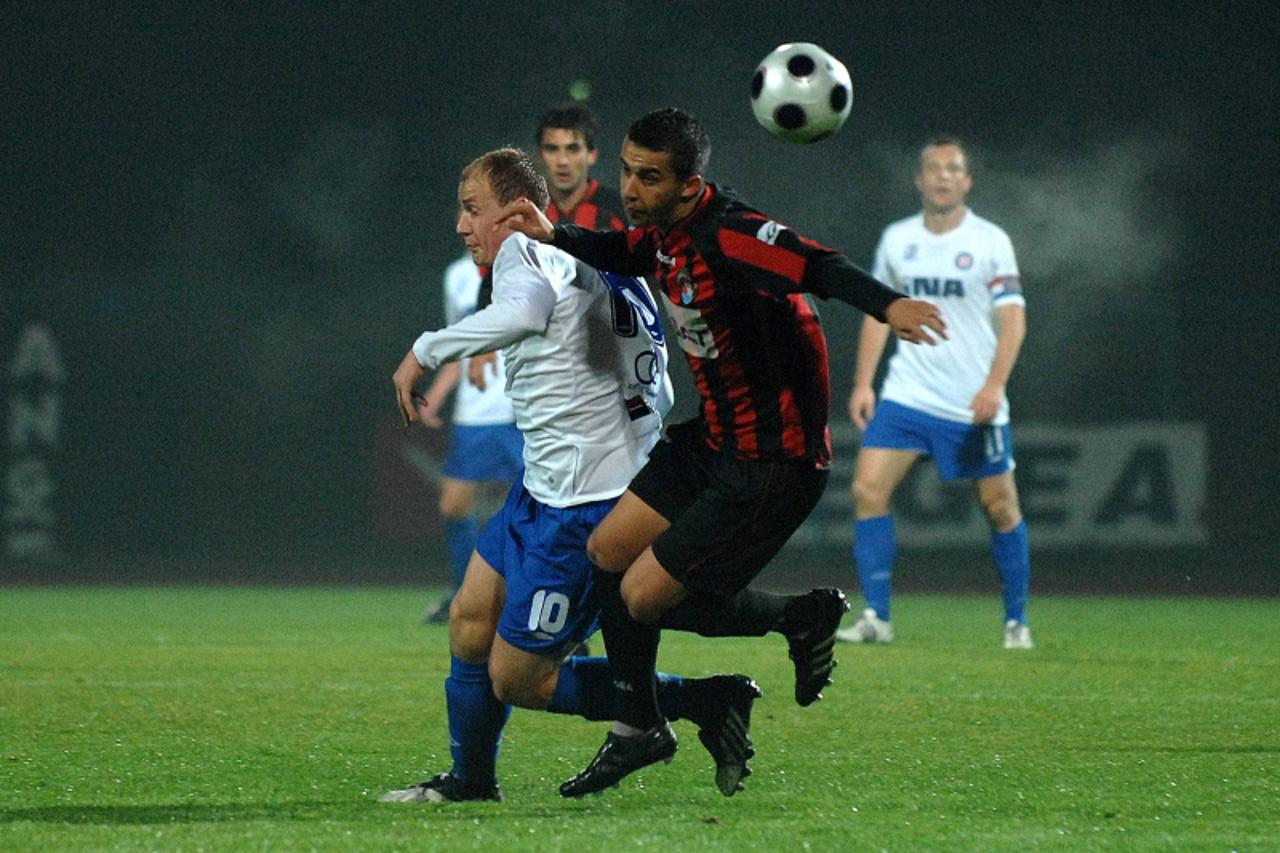 'VARAZDIN/MEDJIMURJE- 07.11.09., Cakovec, Hrvatska- 1. HNL, 14. kolo, NK MEDJIMURJE-HAJDUK- Georgievski i Ibricic u duelu. Photo: Vjeran Zganec Rogulja/PIXSELL'
