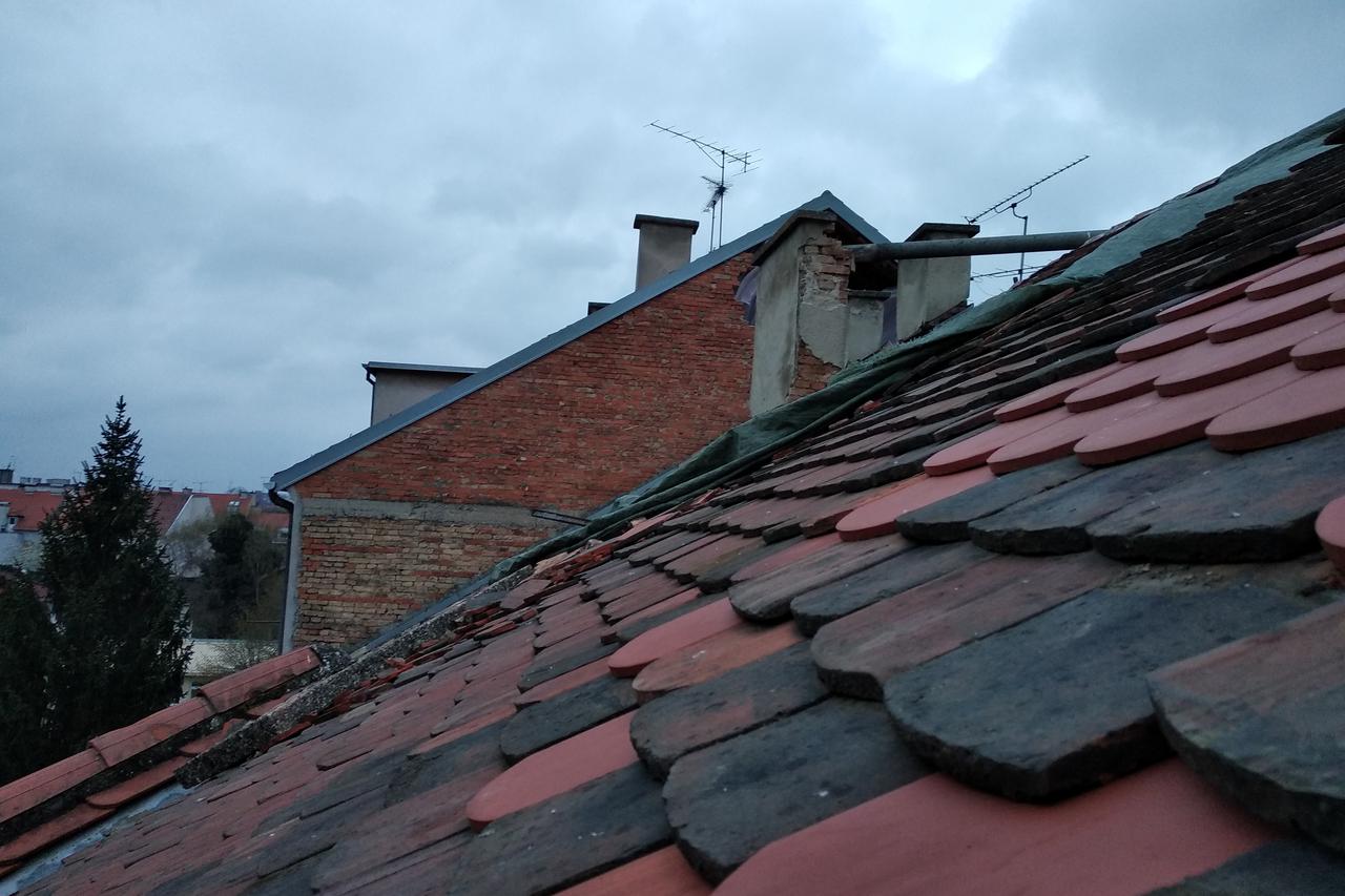 Zagreb: Reportaža o 130 godina staroj zgradi oštećenoj u potresu prije 3 godine