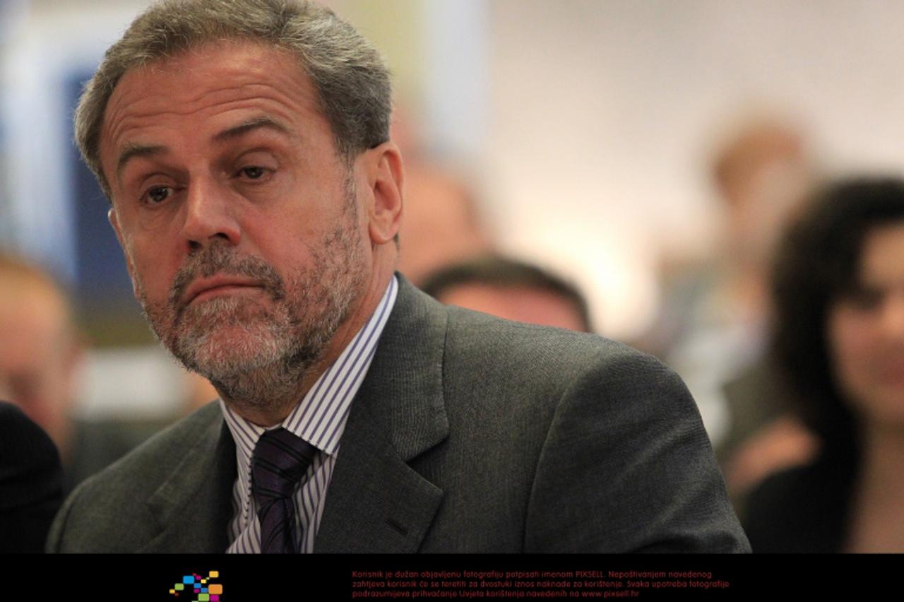 \'17.05.2011., Zagreb - Sjednica Gradske skupstine u Cirilometodskoj. Milan Bandic. Photo Antonio Bronic/PIXSELL\'