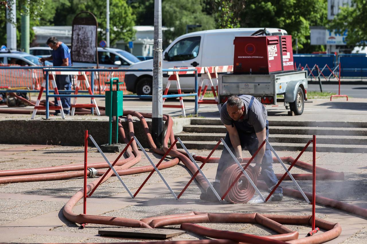 Zagreb: Radnici HEP-a popravljaju vrelovod kod tržnice Utrina