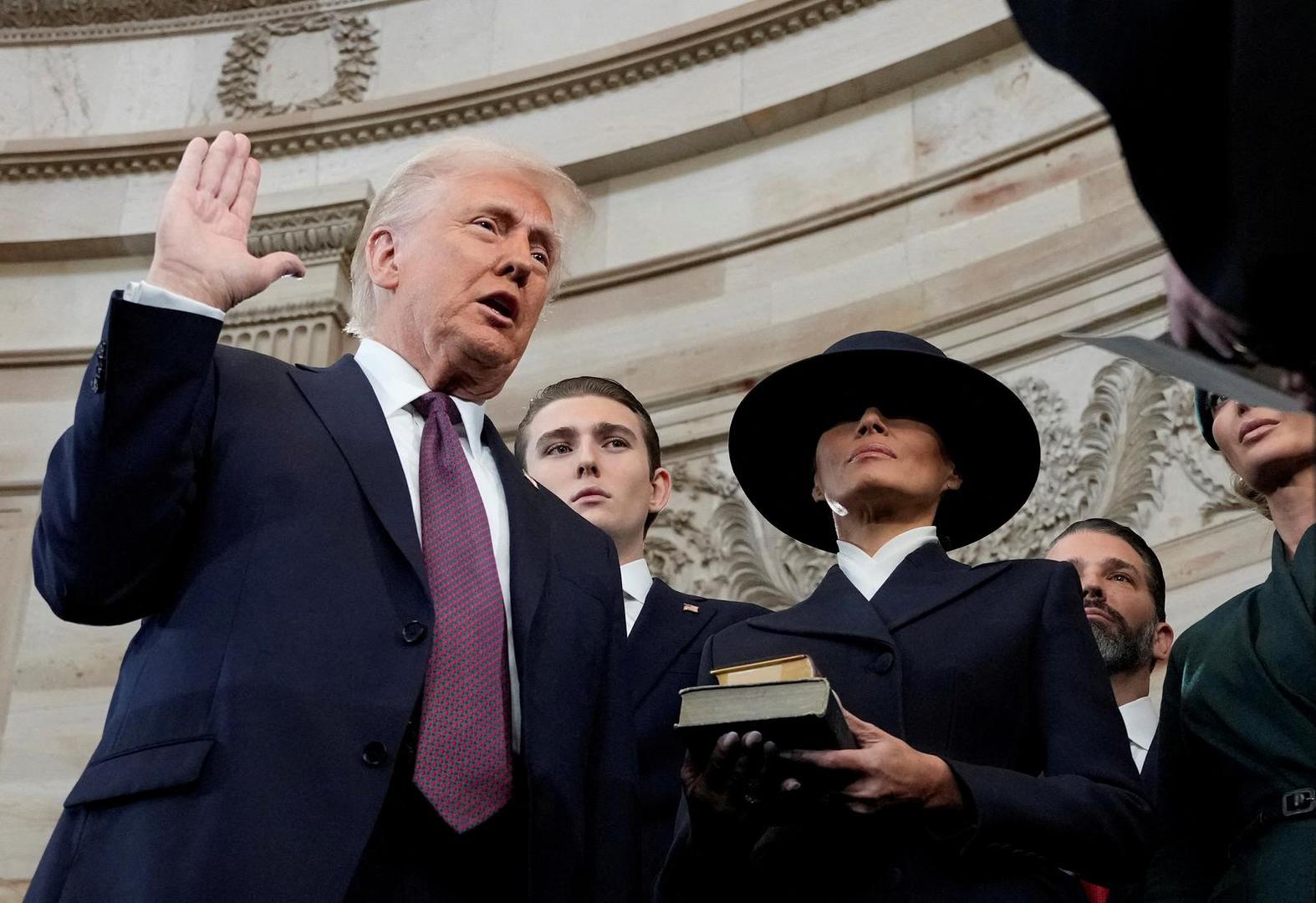 Donald Trump položio je u ponedjeljak u zgradi Kongresa prisegu kao 47. američki predsjednik. 