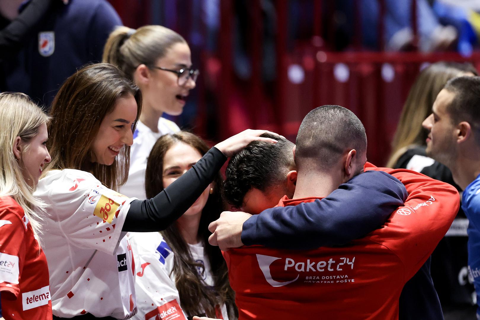 U nastavku pogledajte najljepše slavljeničke prizore iz Švedske.