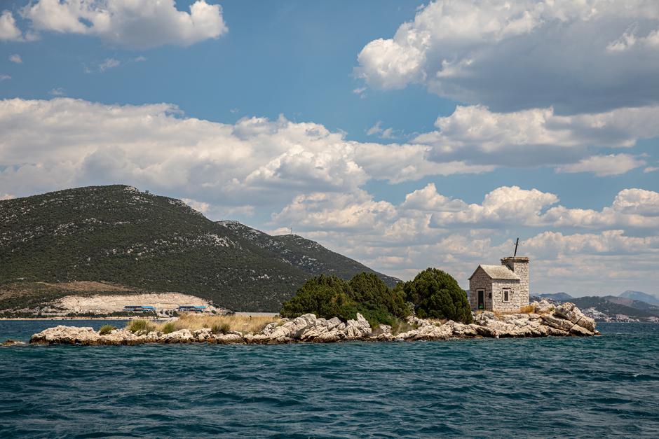 Klek: Turistička patrola