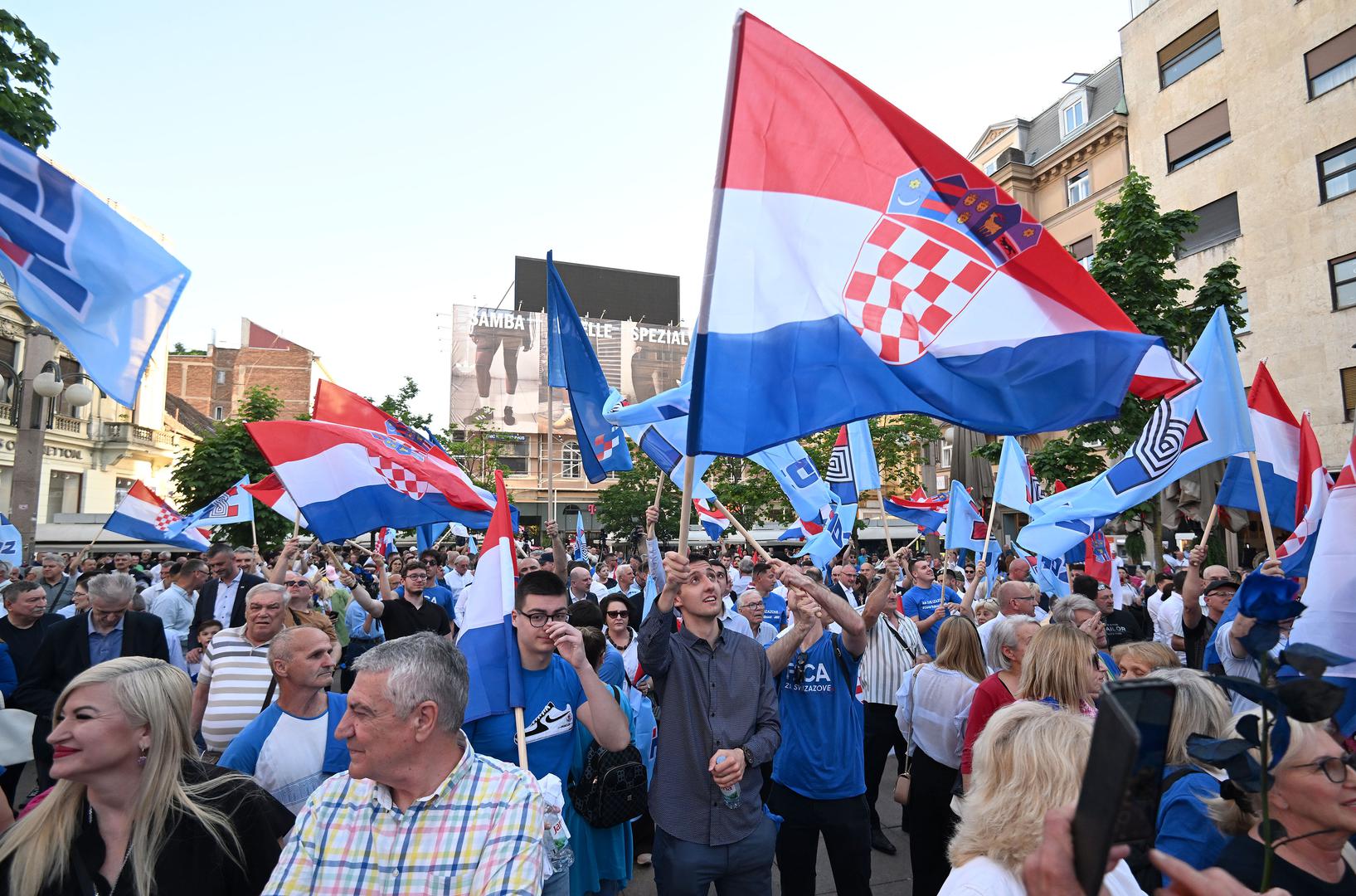 Upravo ta ideja, slobodne Hrvatske, naše države, našeg gospodarstva, u kojima se poštuje zakon, u kojima se poštuje Ustav i vladavina prava, to je Hrvatska kakvu mi vidimo, kakvu stvaramo i kakva će ostati nakon 17. travnja, poručio je Plenković.
