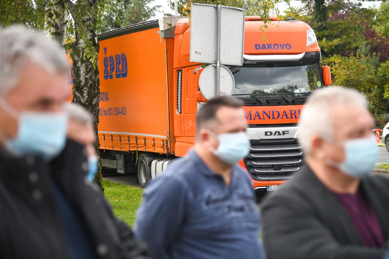 Zagreb: Udruga cestovnih prijevoznika održala konferenciju za medije