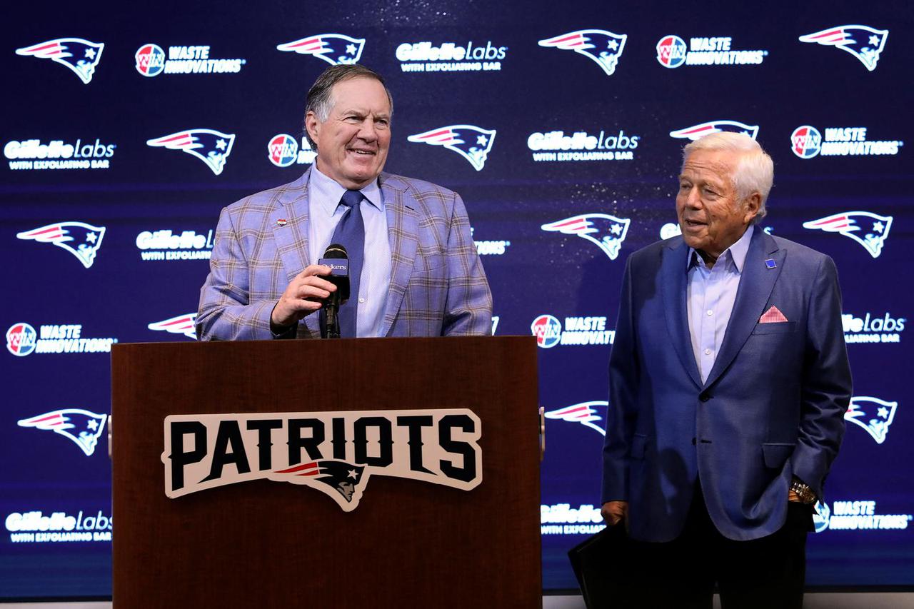 New England Patriots head coach Bill Belichick announces he will leave the team