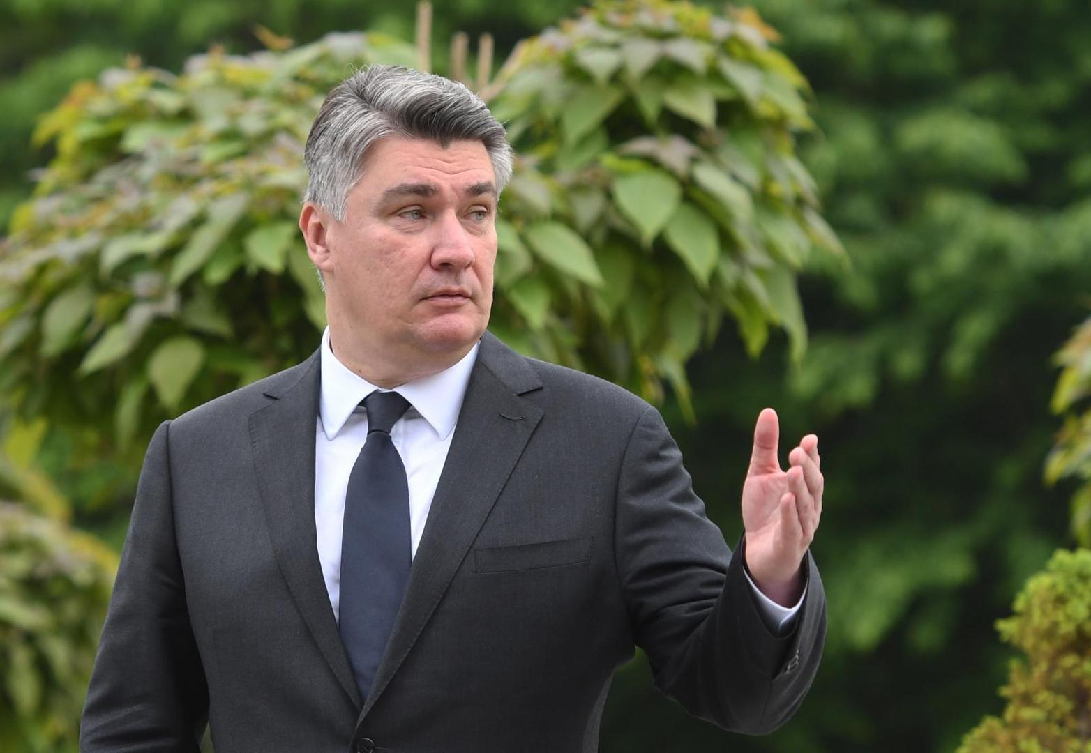 15.05.2020., Tezno, Slovenija - Hrvatski predsjednik Zoran Milanovic polozio je u vijenac i zapalio svijecu za poratne zrtve Drugog svjetskog rata na groblju Dobrava kraj Maribora.
Photo: Ziga Zivulovic jr/FABobo/PIXSELL