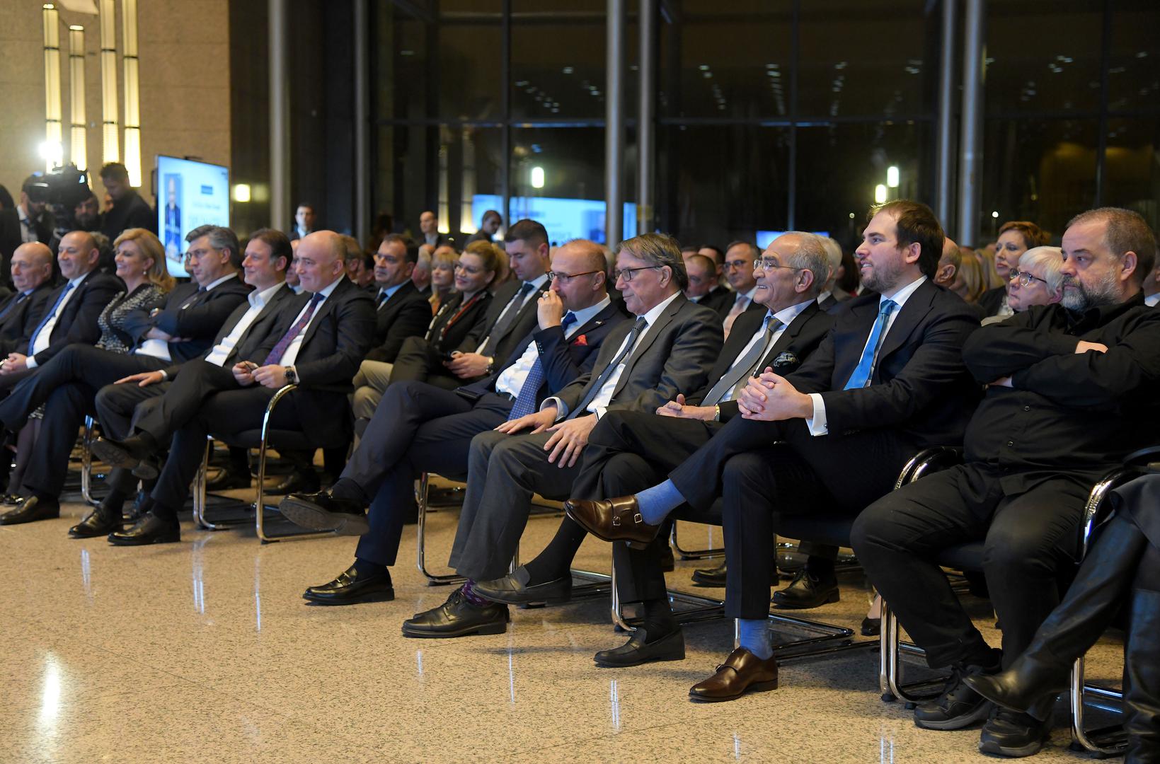 16.01.2023., Zagreb - U Nacionalnoj i sveucilisnoj knjiznici odrzana je promocija 2. dopunjenog izdanja knjige "Diplomatska oluja" Mate Granica. ministar vanjskih i europskih poslova Gordan Grlic Radman Photo: Josip Regovic/PIXSELL