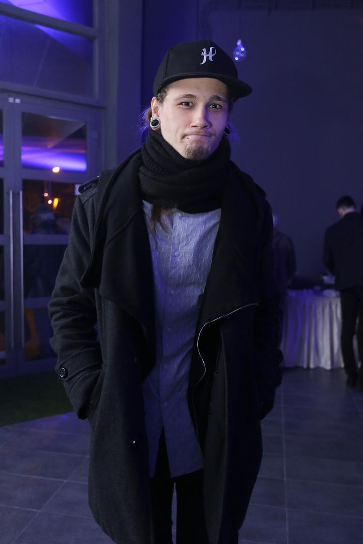 Marin Jurić Čivro - Gorjelo je