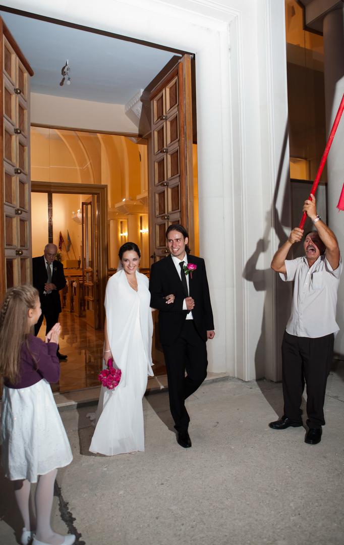 – Zapjevati pred 50.000 ljudi je osjećaj koji je teško opisati riječima, najkraće rečeno, bilo je odlično. To je bila divna večer, lijepo zajedništvo, toliko ljudi u istom duhu punog mira, dobrote i Duha Svetoga. To je bio možda jedan od najljepših osjećaja u mojem životu, uz rođenje djeteta i vjenčanja sa suprugom – rekao je tada.