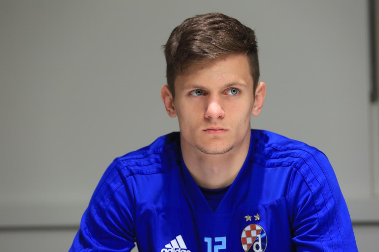Zagreb: Konferencija za medije uoči utakmice juniorske lige prvaka GNK Dinamo - FC Liverpool