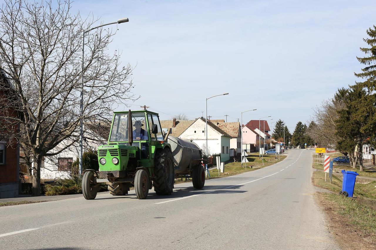 Traktor - ilustracija