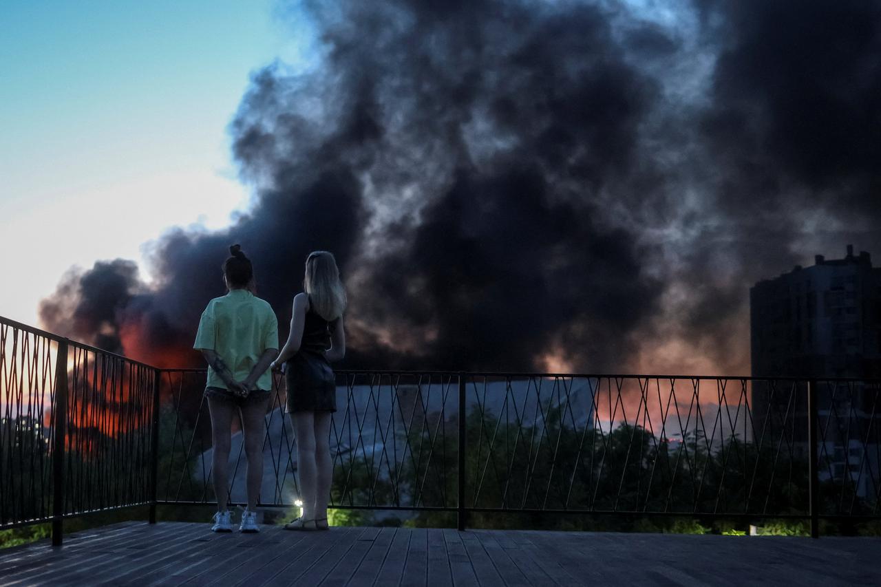 storyeditor/2026-08-21/2026-08-20T192414Z_1904355796_RC2H2NACS2W0_RTRMADP_3_UKRAINE-CRISIS-ATTACK-KYIV.JPG