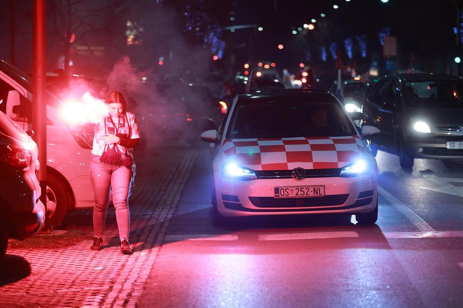 Slavlje na osječkim ulicama nakon osvojene bronce na Svjetskom prvenstvu u Kataru
