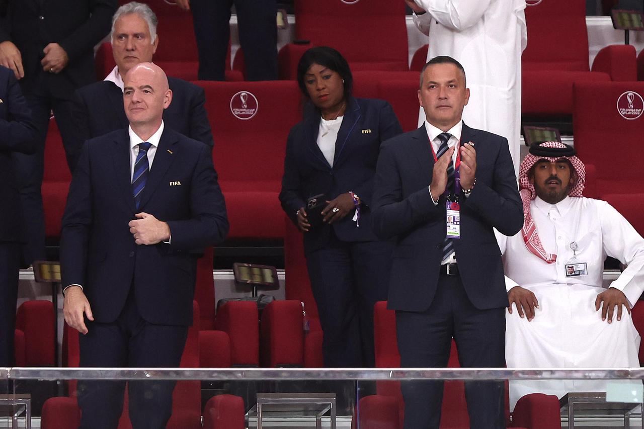 KATAR 2022 - Kolinda Grabar Kitarović u narodnoj nošnji na utakmici Hrvatska - Kanada