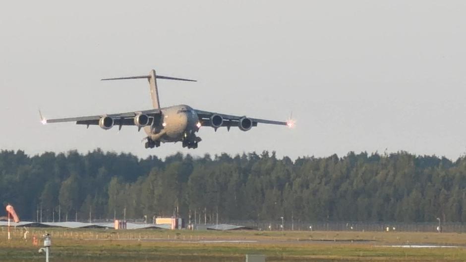 A C-17 Globemaster, believed to be carrying U.S. CIA Director John Ratcliffe, lands near Riga, Latvia