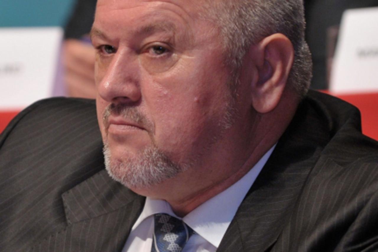 'bih...mostar...13.05.2011...11. sabor hdz bih...davor cordas foto: zoran grizelj vecernji list'