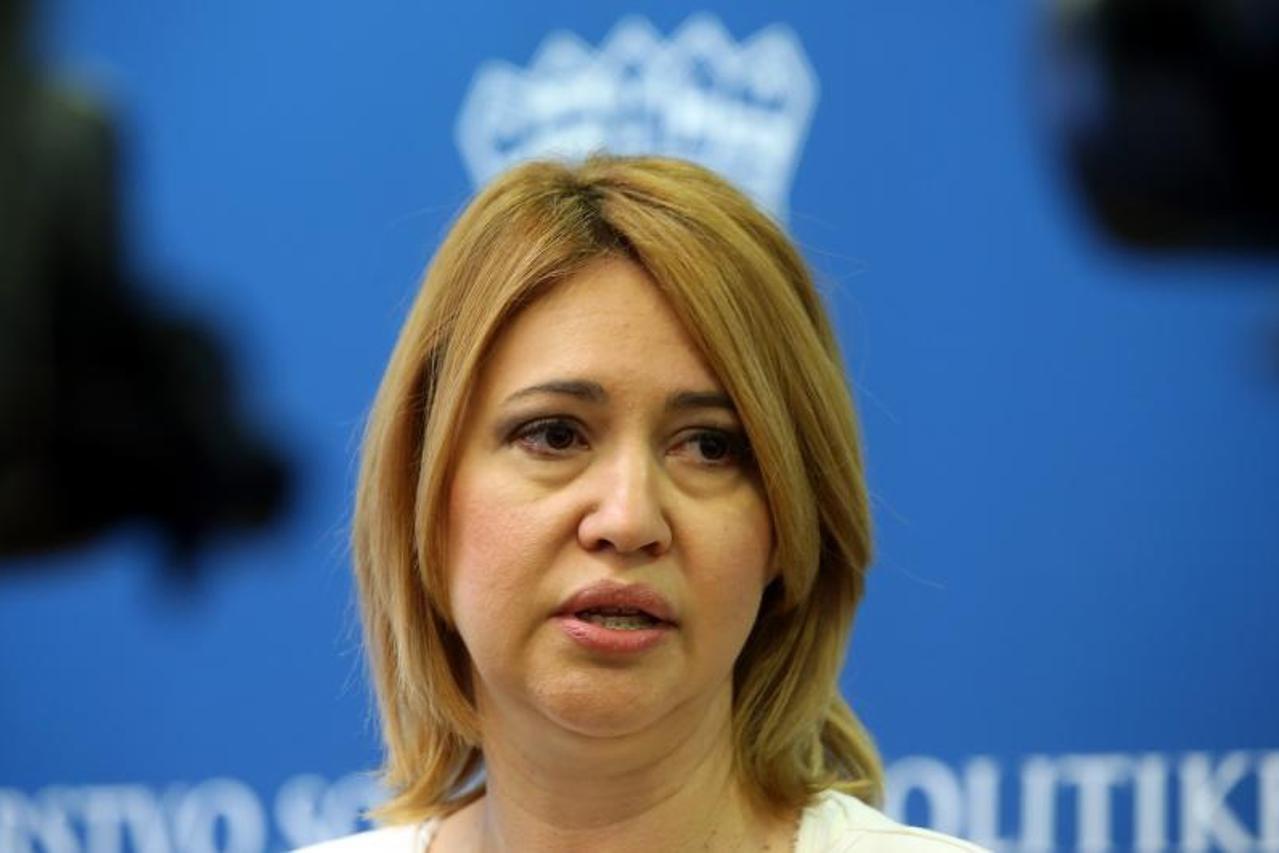 opačić