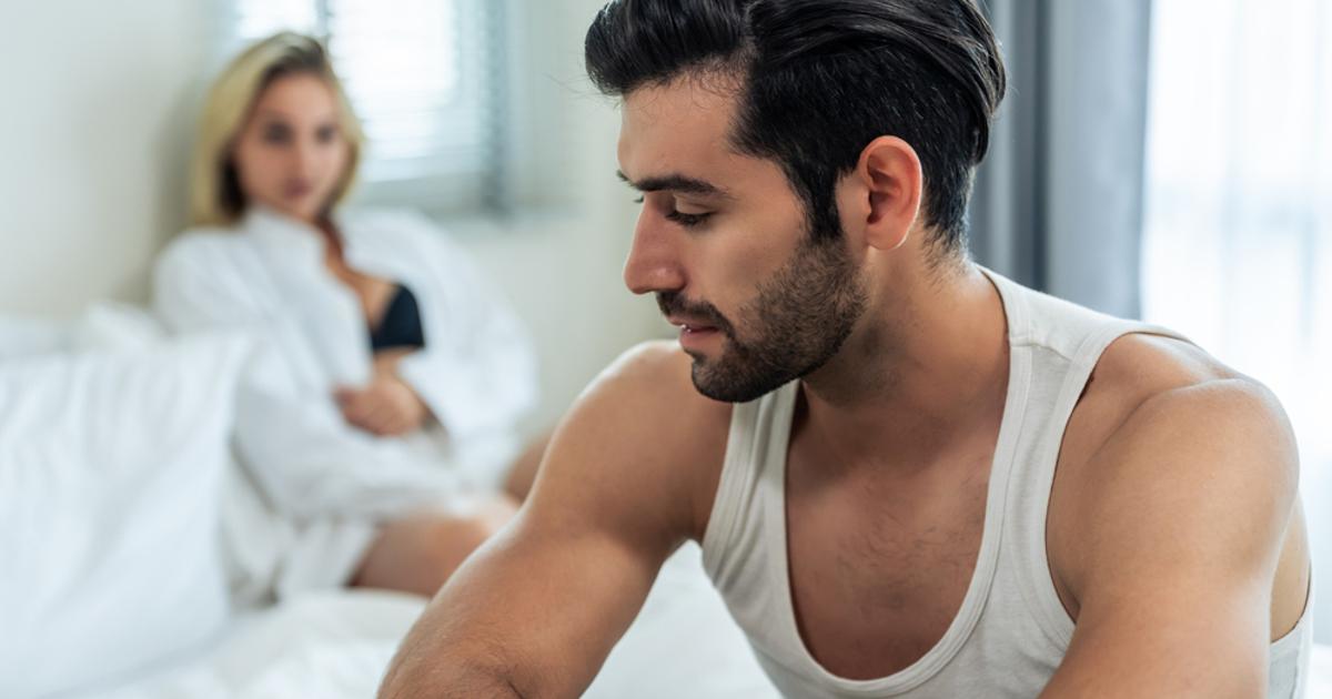 Nesigurni muškarci u seksu će uporno pokušavati izvesti samo ovu stvar