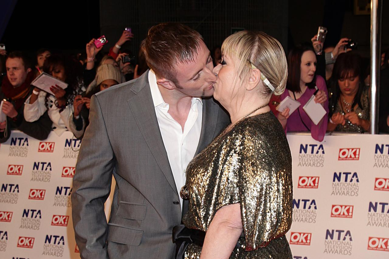 London: Dolazak poznatih na dodjelu televizijskih nagrada, 2 .dio