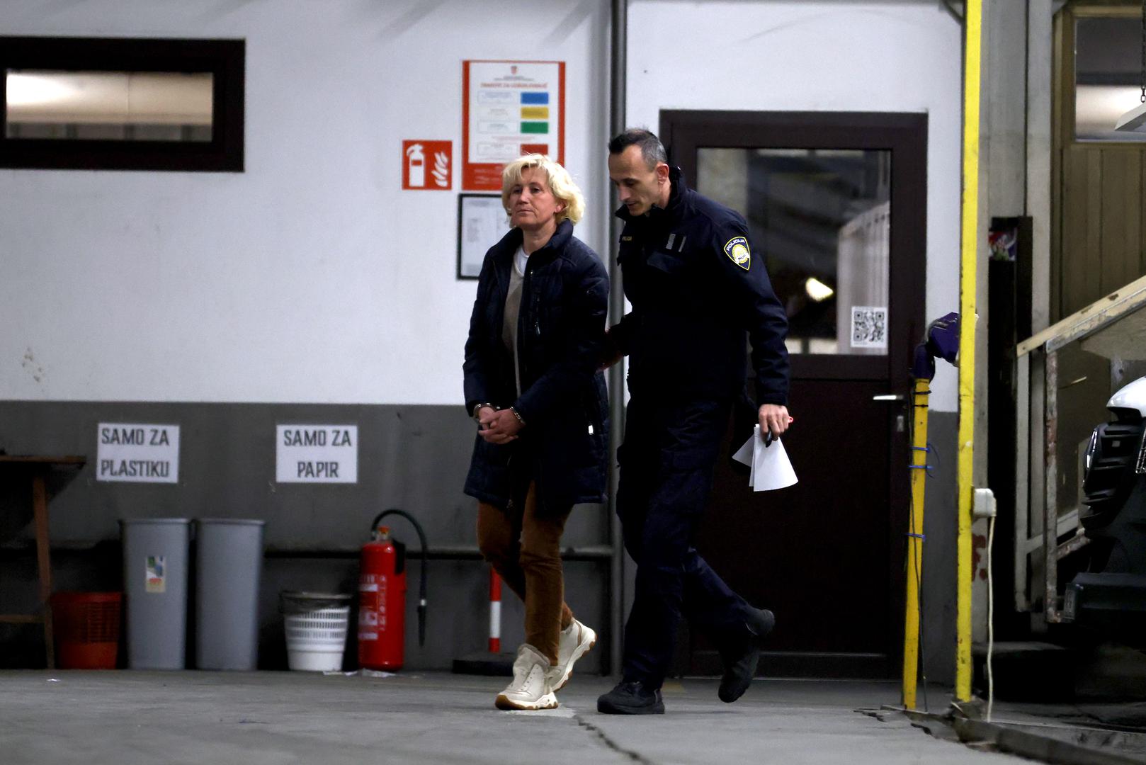 Među privedenima na ispitivanje našla se i Slovakinja Martina Streženička. Brani je odvjetnik Karlo Novosel, koji je ujedno voditelj pravnog tima udruge U ime obitelji.

