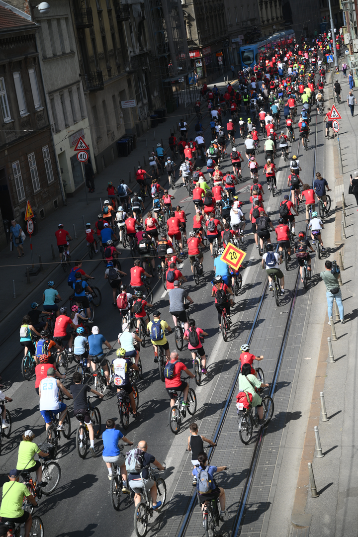 07.06.2025., Zagreb - Start 43. Vecernjakove biciklijade s Trga dr. Franje Tudjmana.  Photo: Davor Puklavec/PIXSELL