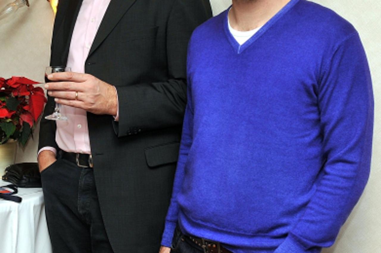 '27.12.2009., Zagreb - Izborni stozer predsjednickog kandidata Dragana Primorca uoci prvog kruga rezultata predsjednickih izbora. Franjo Arapovic i Veljko Mrsic.  Photo: Goran Stanzl/PIXSELL'