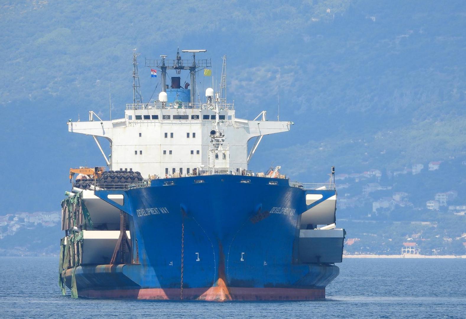 Zbog loših vremenskih uvjeta, njegov je put trajao dulje od očekivanog. 