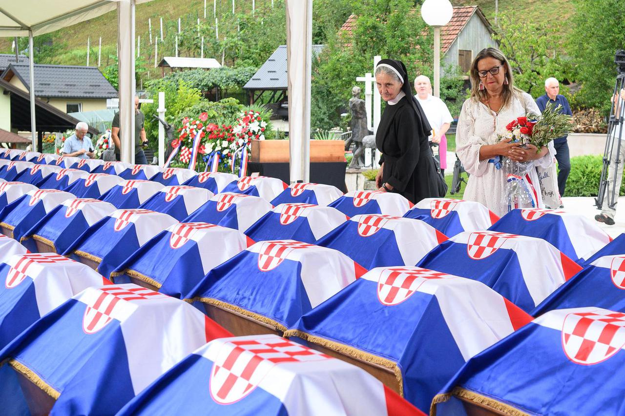 Komemoracija u povodu pokopa 500 hrvatskih žrtava u Donjem Maclju