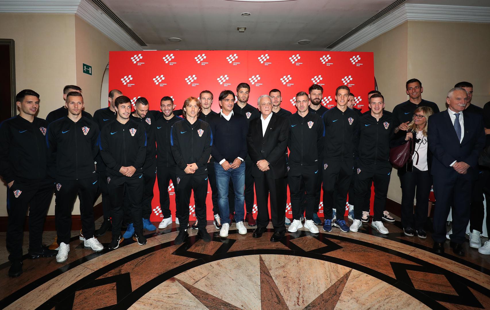 Svjetski doprvaci su putem call centra prikupljali sredstva za Kliniku za pedijatriju Dječje bolnice Kantrida te za akciju Korak u život koja mladima bez odgovarajuće roditeljske skrbi osigurava stipendije za fakultetsko obrazovanje.