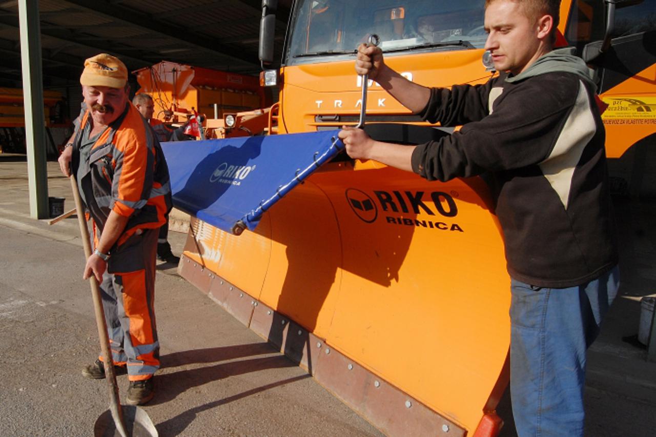 'varazdin/medjimurje, 13.11.2009., varazdin, zimska sluzba poduzeca za ceste spremna za zimu Photo: Marko Jurinec/PIXSELL'