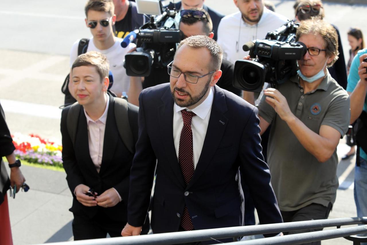 Zagreb: Tomislav Tomašević dolazi preuzeti dužnost gradonačelnika