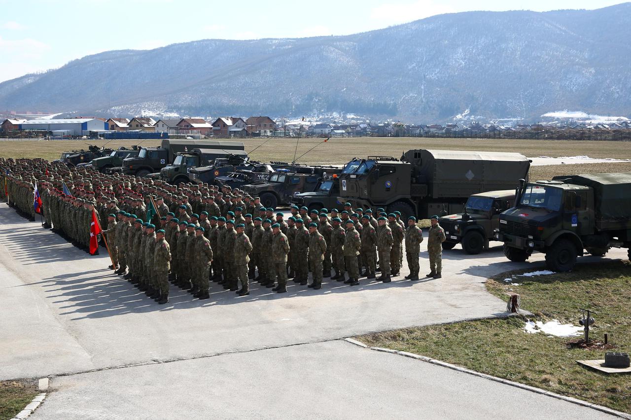 Sarajevo: U bazi Butmir ceremonijom označen zavšetak priprema EUFOR-a