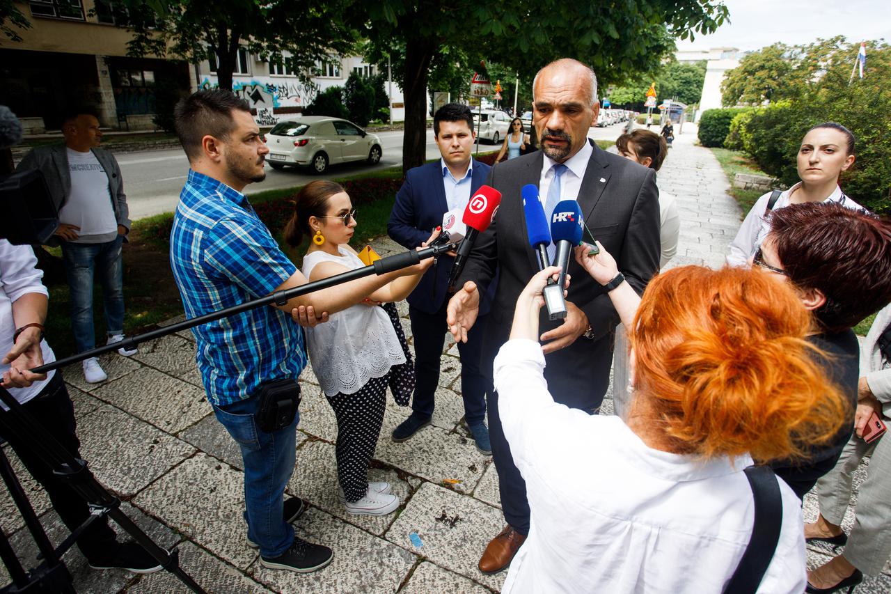 Split: Konferencija za medije Stranke s imenom i prezimenom