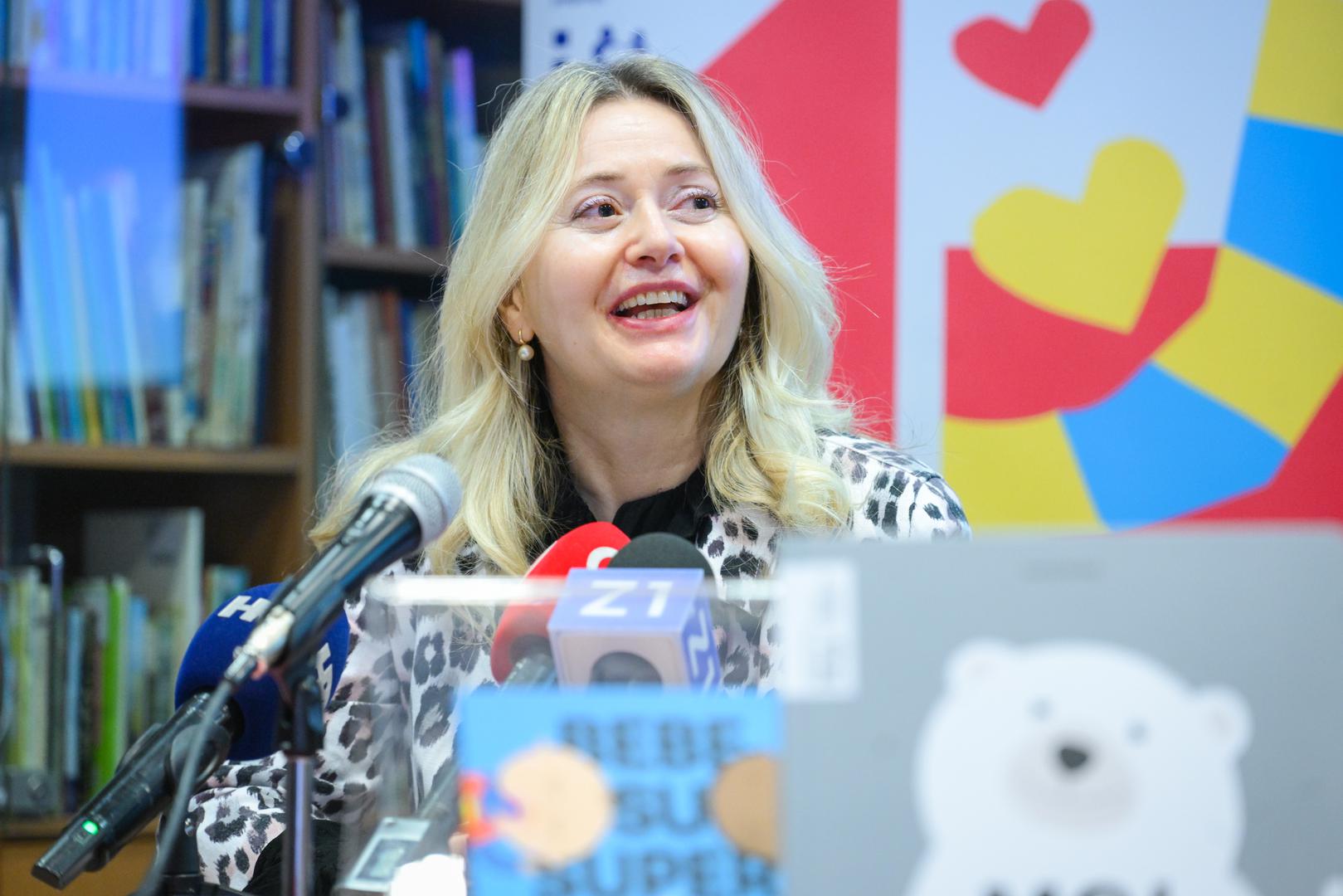 04.02.2026., Zagreb - Ministrica kulture i medija Nina Obuljen Korzinek i ministrica zdravstva Irena Hrstic odrzale su konferenciju za medije na kojoj su objavljeni rezultate nacionalnog izazova „15 po 15 – cijela Hrvatska cita djeci“ i najaviljene daljnje aktivnosti zajednickog programa Rodjeni za citanje - nacionalnog programa poticanja citanja djeci od najranije dobi. Photo: Neva Zganec/PIXSELL