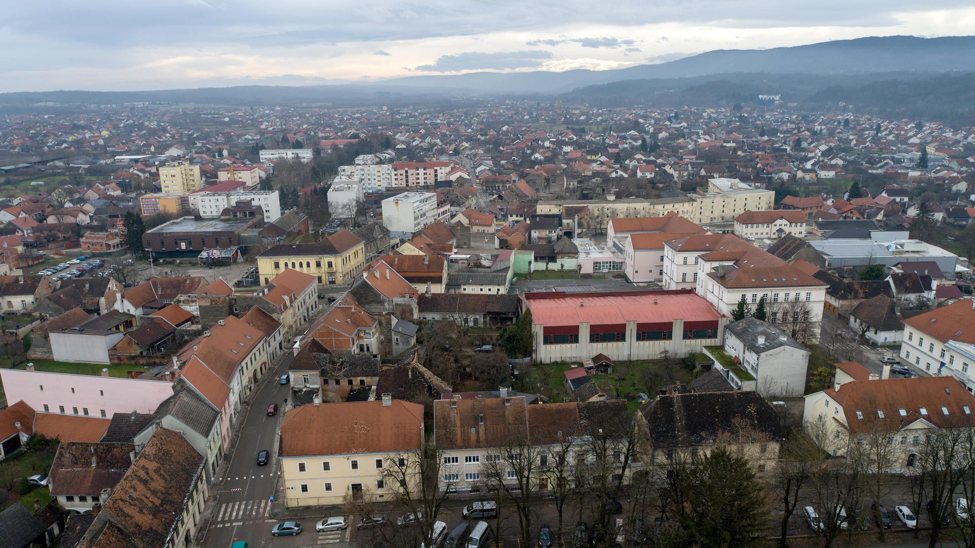 28.12.2020., Petrinja - Pogled iz zraka na ostecene krovove zgrada i kuca stradalih u potresu. Photo: Igor Kralj/PIXSELL