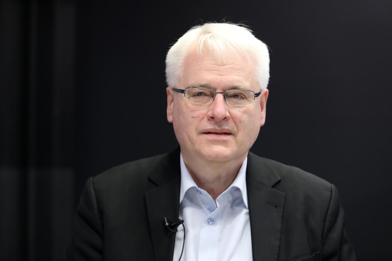 Zagreb: Intervju tjedna s Jadrankom Kosor i Ivom Josipovićem