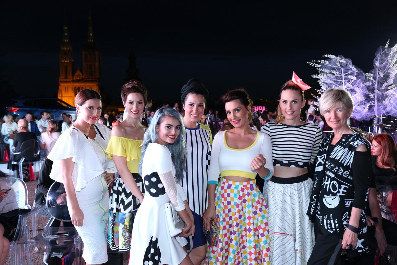 27.06.2016., Zagreb - Na platou Gradec, galerije Klovicevi dvori odrzan je Bipa Fashion.hr Criuse Collection. Tihana Harapin Zalepugin, Lorena Nosic, Ella Dvornik, Andja Maric,  Ivana Kovac.  Photo: Anto Magzan/PIXSELL