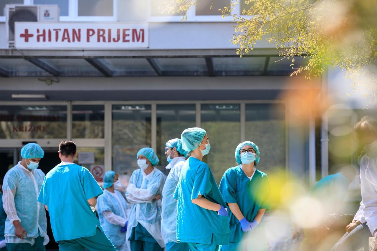 Ilustracije KBC Križine i osoblja