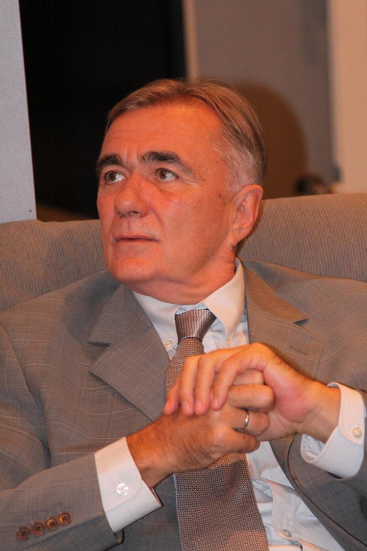 Dušan Kovačević