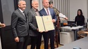 Thompsonu uručeno priznanje počasnog građanina Raba unatoč polemikama, okupljeni mu skandirali: 'Marko, Marko!'