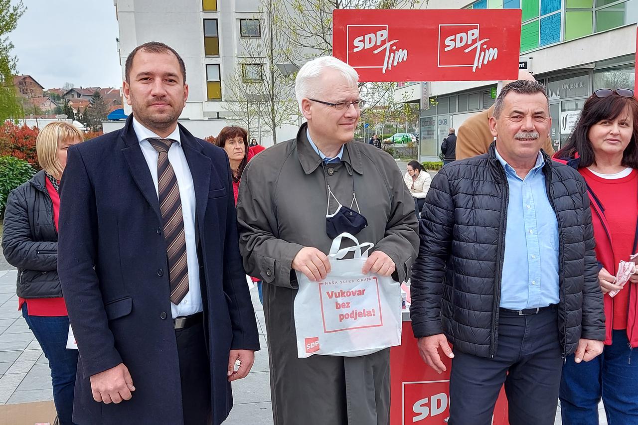 Ivo Josipović u Vukovaru