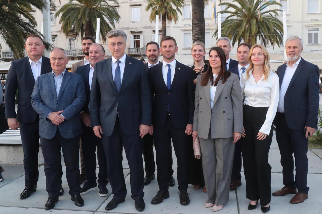 Split: Andrej Plenković dao podršku članovima HDZ-a uoči loklanih izbora
