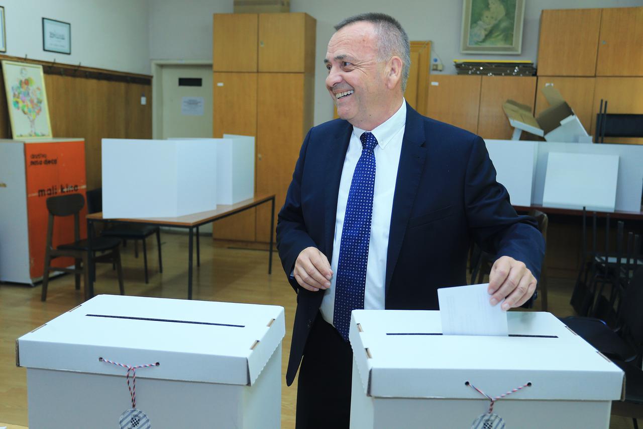 Ivan Vrkić