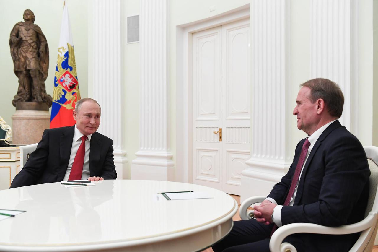 Ruski predsjednik Putin sastao se s ?elnikom oporbene platforme Ukrajine Medved?ukom