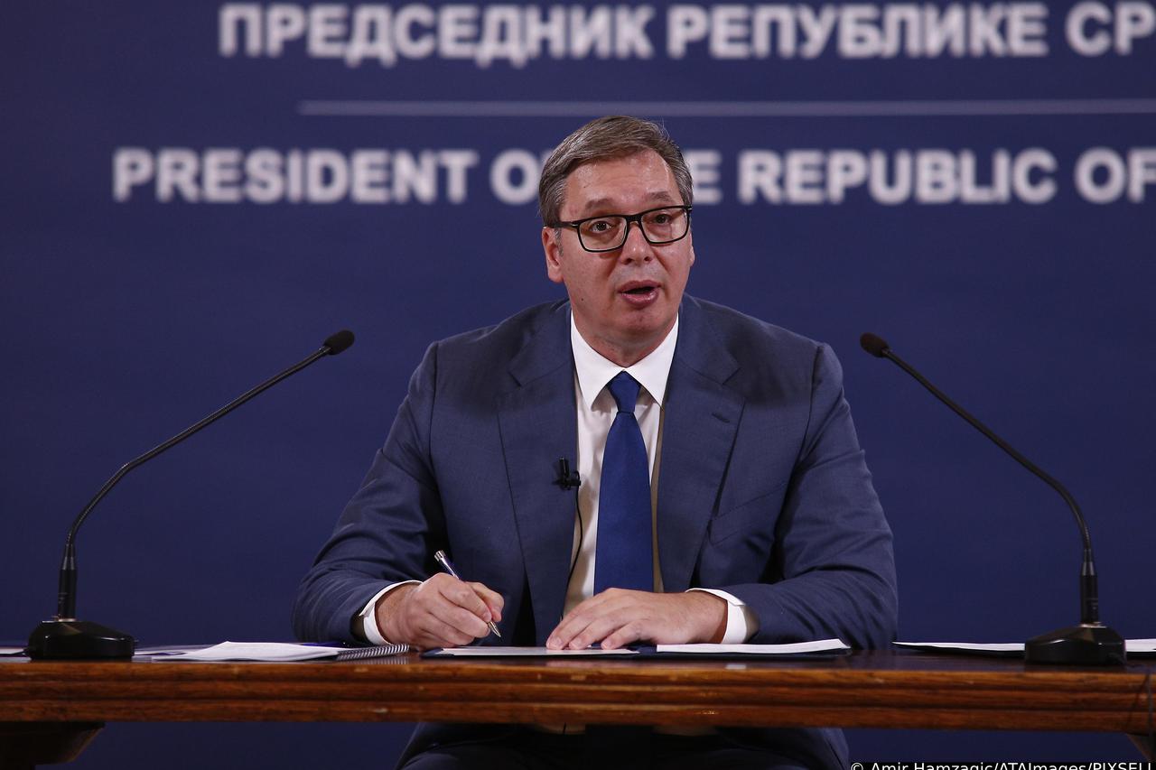 Beograd: Vučić predložio Brnabić za mandatarku, a zbog krize otkazao paradu ponosa