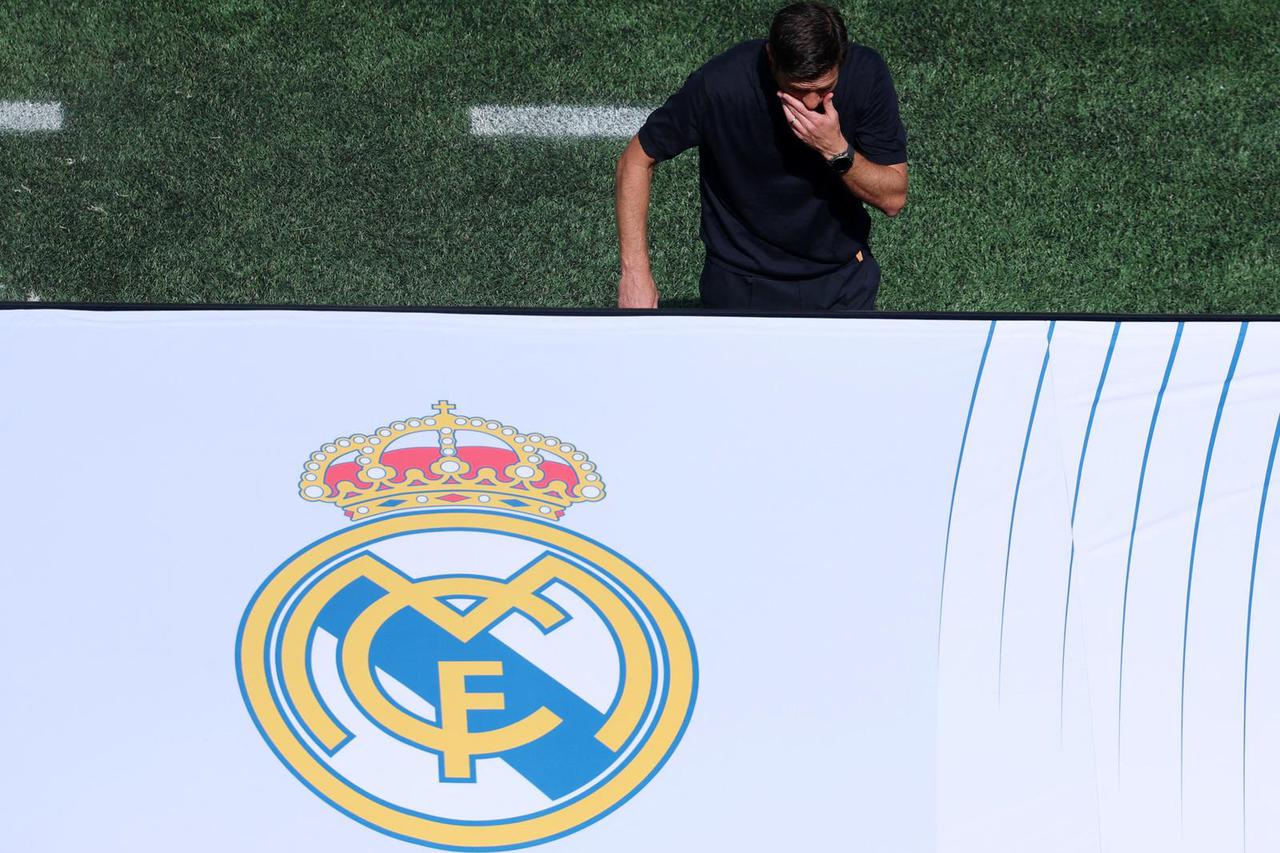 FIFA Club World Cup - Semi Final - Paris St Germain v Real Madrid